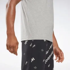 Reebok Graphic Series Vector T-Shirt Mens Athletic T-Shirts -ActiveMode Sales Store GUEST 22d4e7a4 b306 4b9d 969e b95dcfa2de81