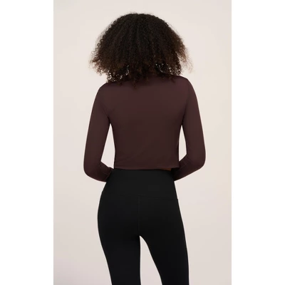 Yogalicious Womens 2 Pack Zenly Evelyn Long Sleeve Mock Neck Crop Top 4 Yogalicious Womens 2 Pack Zenly Evelyn Long Sleeve Mock Neck Crop Top - Image 4
