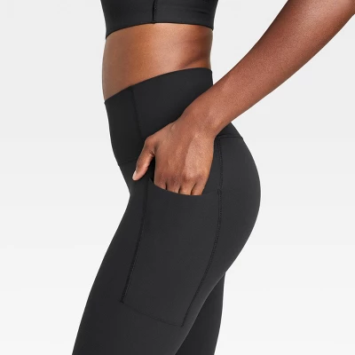 Women's Everyday Soft Ultra High-Rise Pocketed Leggings 27" - All In Motion™ 4 Women's Everyday Soft Ultra High-Rise Pocketed Leggings 27" - All In Motion™ - Image 4