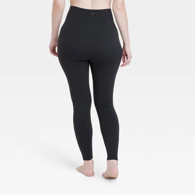 Women's Everyday Soft Ultra High-Rise Leggings 27" - All In Motion™ 3 Women's Everyday Soft Ultra High-Rise Leggings 27" - All In Motion™ - Image 3