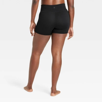 Women's Brushed Sculpt Mid-Rise Bike Shorts 4" - All In Motion™ 3 Women's Brushed Sculpt Mid-Rise Bike Shorts 4" - All In Motion™ - Image 3