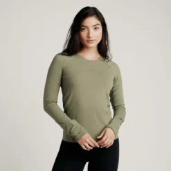 Vapor Apparel Women's Oasis Technical Long Sleeve -ActiveMode Sales Store GUEST 836914e1 a437 4393 b8be dd4dae5931a3