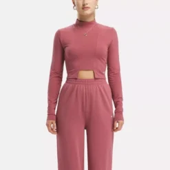 Reebok Classics Wide Long Sleeve Trend Top -ActiveMode Sales Store GUEST 857701cf f2c5 4db4 9ecf 6c9e0bbee41a