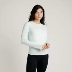 Vapor Apparel Women's Oasis Technical Long Sleeve -ActiveMode Sales Store GUEST b77d5adf e3f6 4a4a 9f70 59c20f7a079e