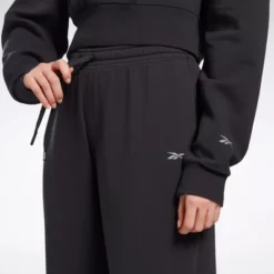 Reebok DreamBlend Cotton Knit Pants -ActiveMode Sales Store GUEST c887ffbb 663f 4903 8ba5 d4c899f522c4